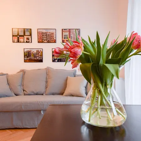 Shortstaypoland Bialobrzeska Apartman Varsó